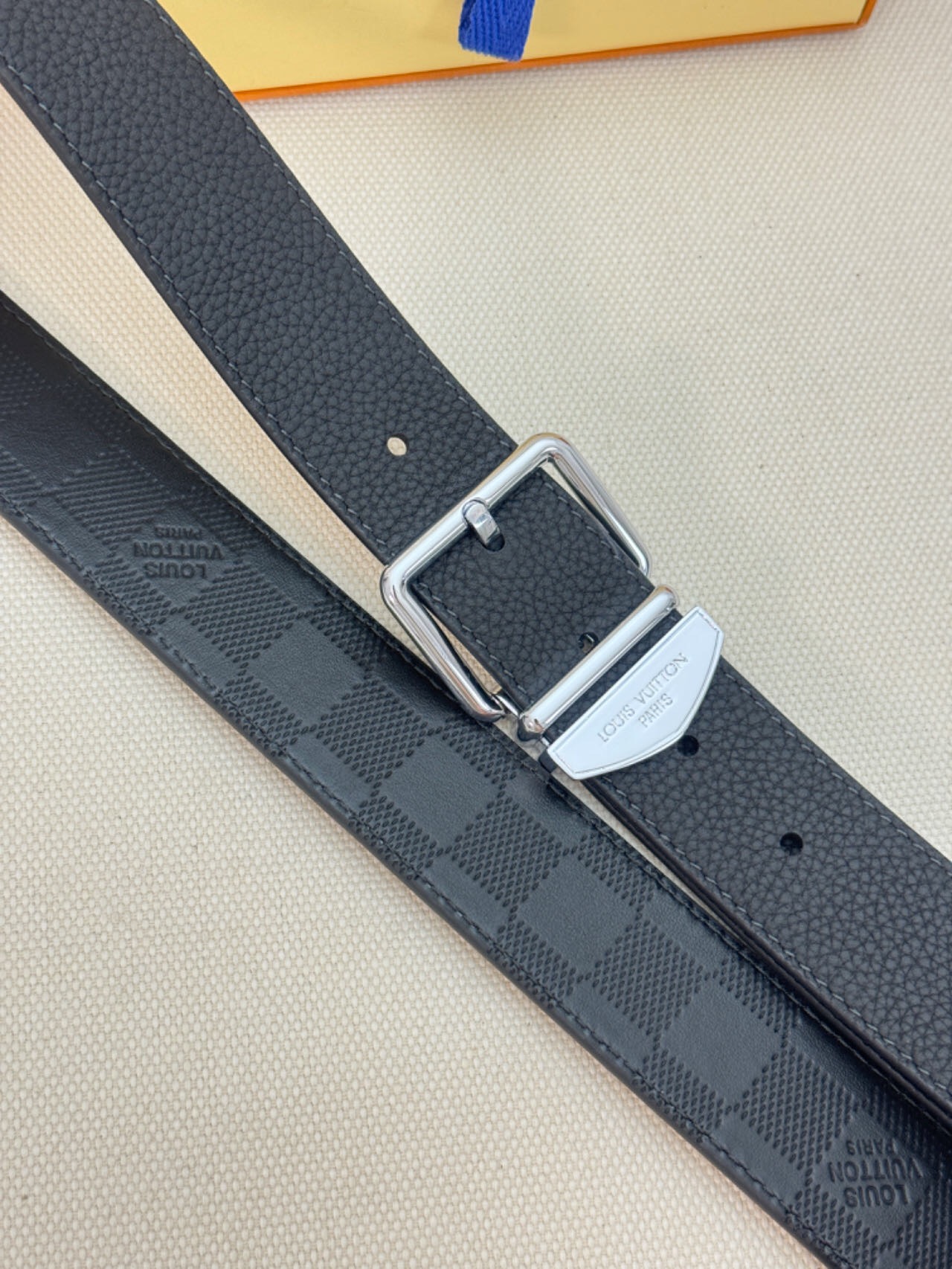 路易威登 Louis Vuitton 高定典藏名品高定成衣时装外套连衣裙衬衫T恤 #0043D568 8