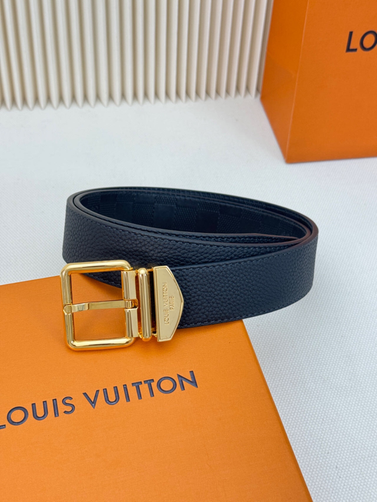 Louis Vuitton Haute Couture Haute Couture Ready-to-Wear Clothing Dress 2