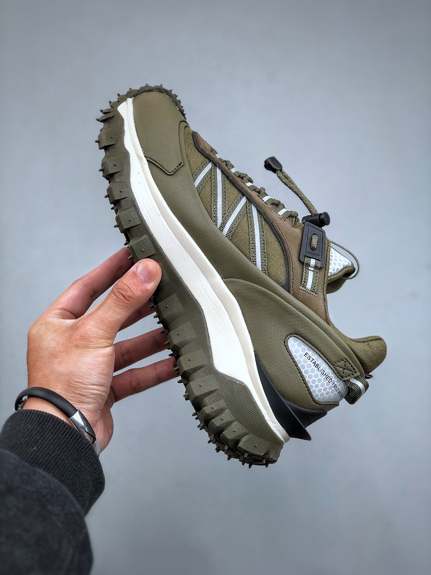 480 Moncler 盟可睐/蒙口 Trailgrip GTX 抗撕裂材质山地户外鞋