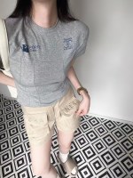 Réplique bon marché de luxe Chanel Nouveau Vêtements T-Shirt Gris Blanc Imprimé Manches courtes 1 Réplique bon marché de luxe
Chanel Nouveau
Vêtements T-Shirt Gris Blanc Imprimé Manches courtes