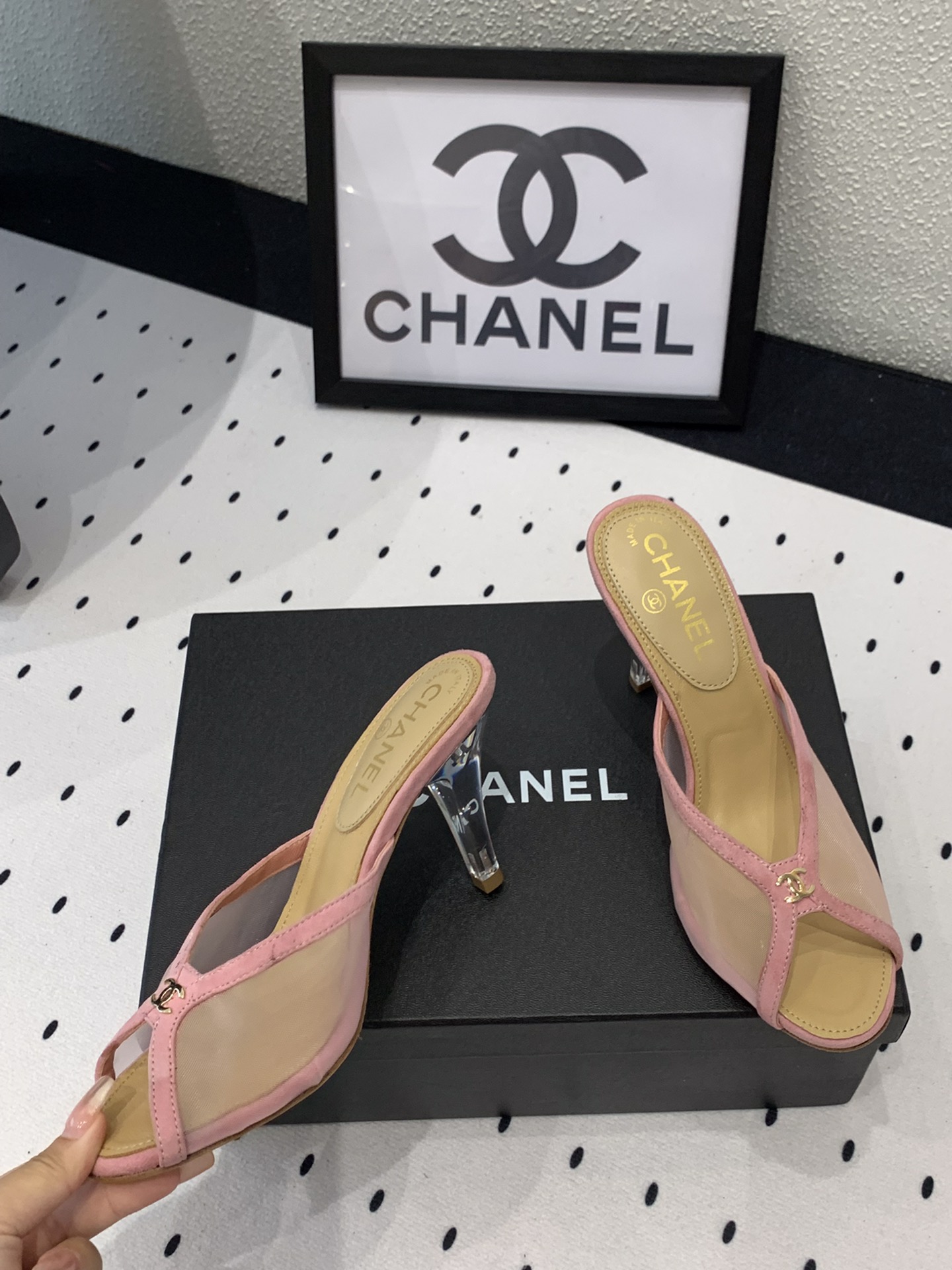 Chanel Chanel新款网纱蕾丝高跟拖鞋