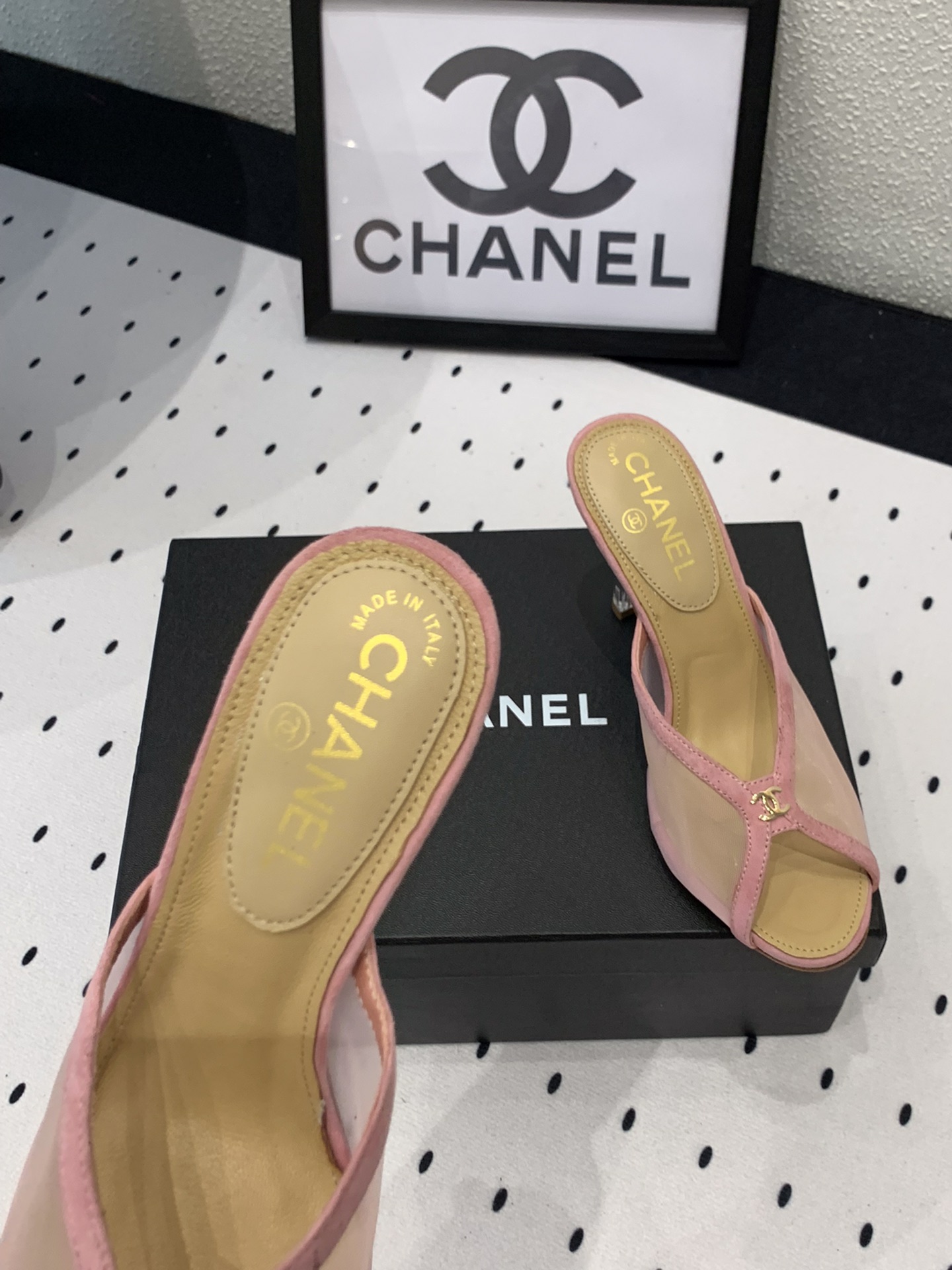 Chanel Chanel新款网纱蕾丝高跟拖鞋