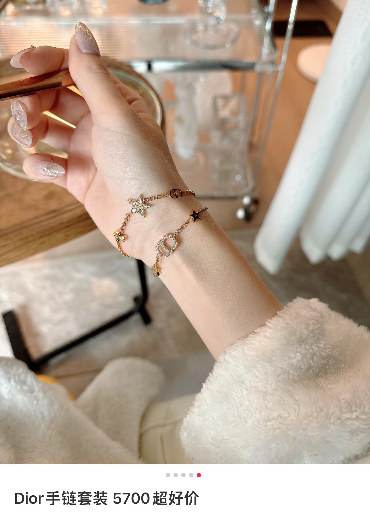 NO:634051,It’s really a good deal to buy two bracelets for the price of one, and both are very beautiful and exquisite. Top version, bracelet, Cartier high-end jewelry.19860909真的划算一条手链的价格买两条 而且两条都很好看很精致顶级版本,,bracelet,卡迪亚高端饰品,Jewelry