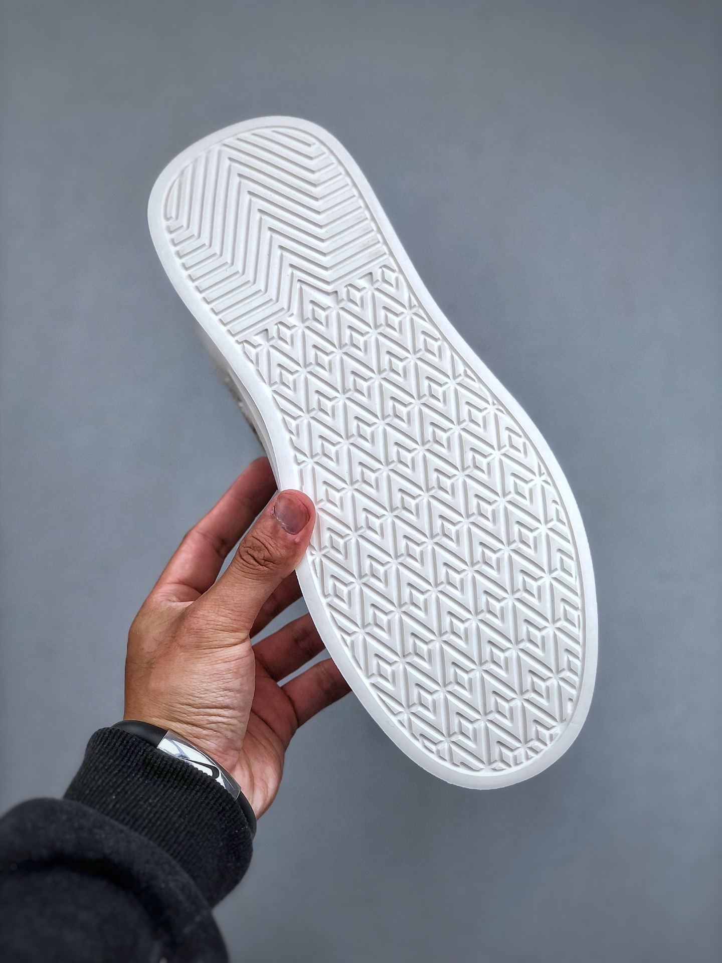 260 Gucci Screener GG High-Top Sneaker休闲潮鞋系列意大利进口超软小牛皮+刺绣搭配