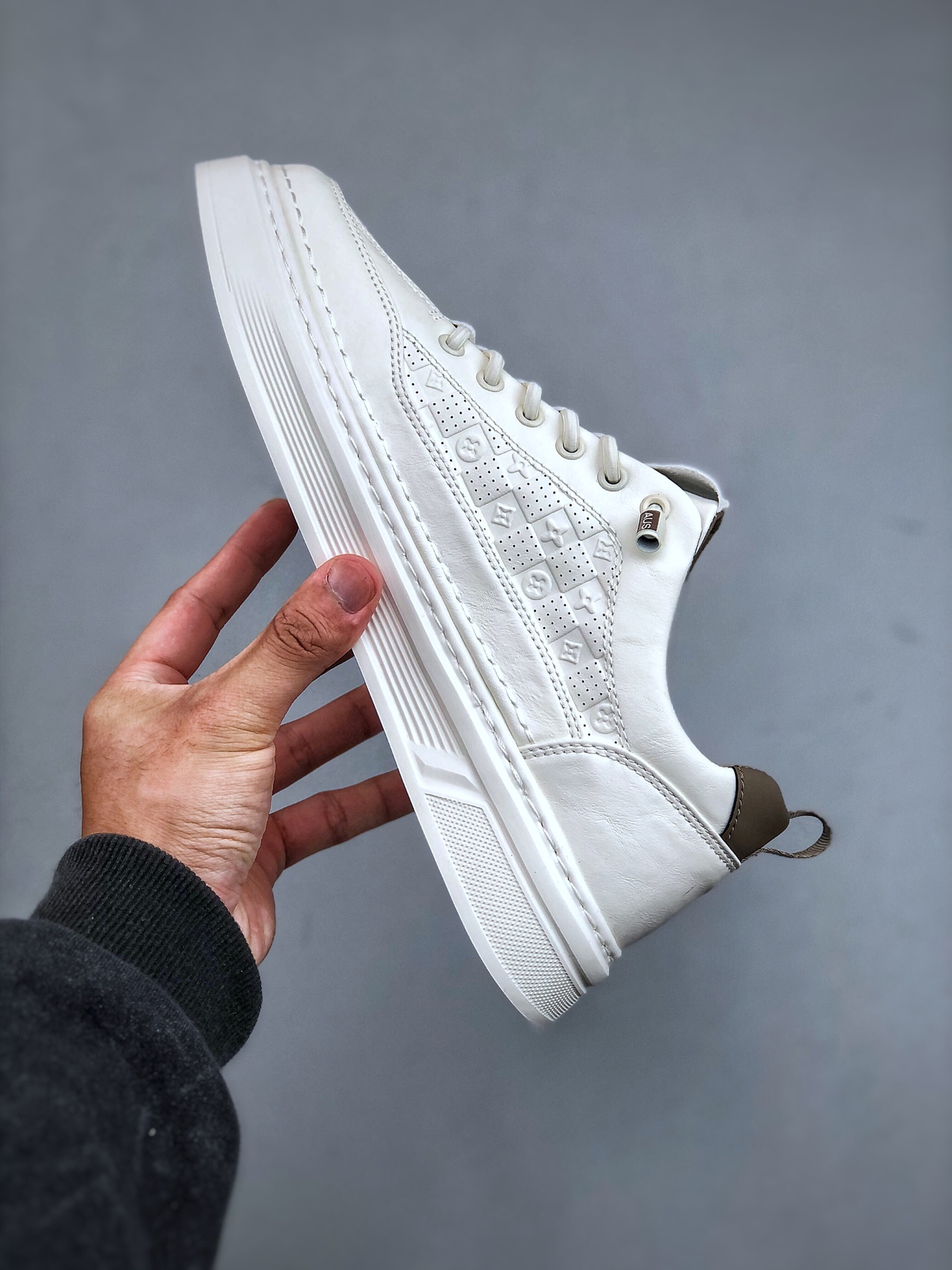 260 Gucci Screener GG High-Top Sneaker休闲潮鞋系列意大利进口超软小牛皮+刺绣搭配
