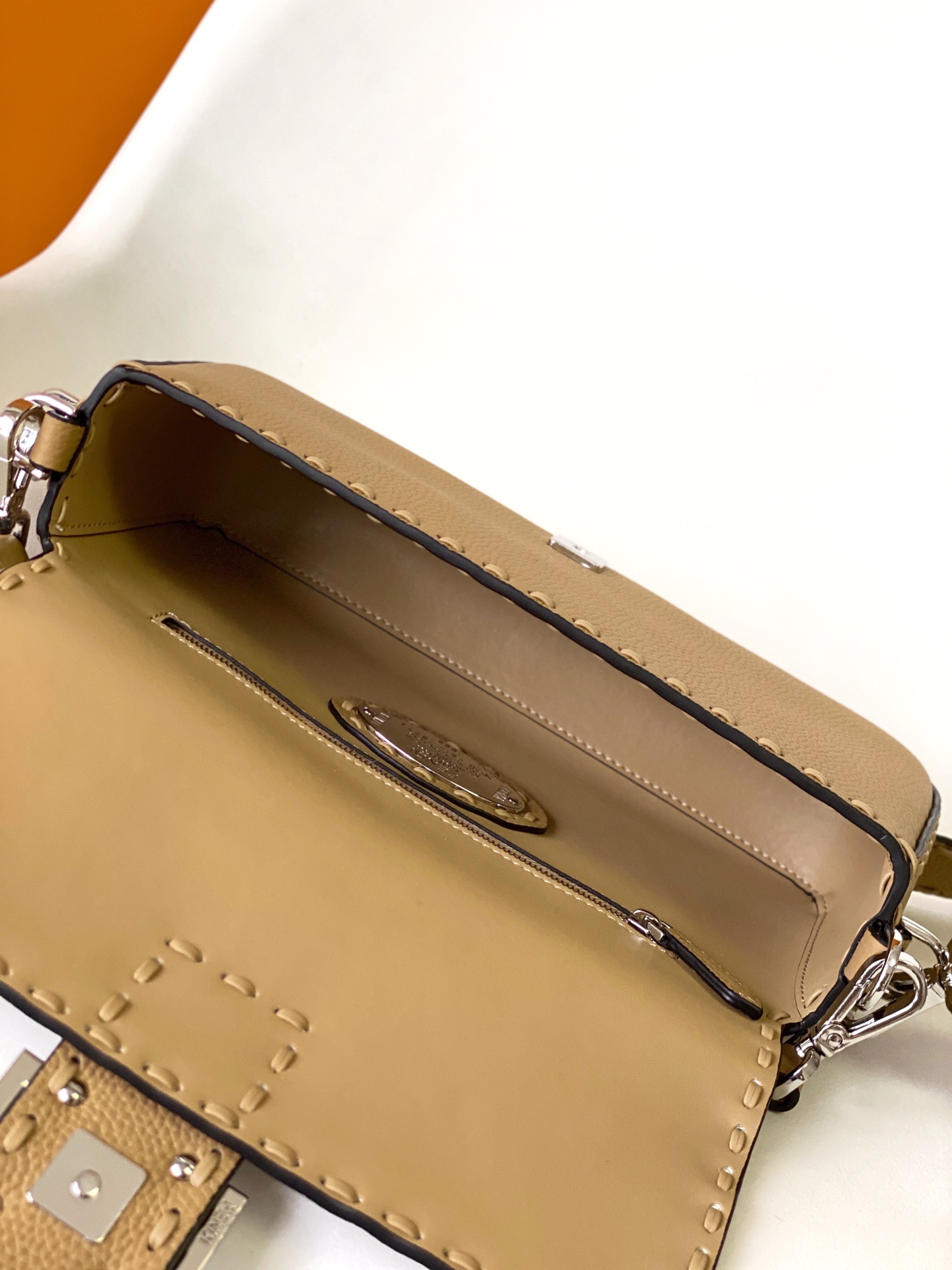 Fendi Baguette Medium Leather Shoulder Bag - Iconic Style 6 i1717655042 4799 4