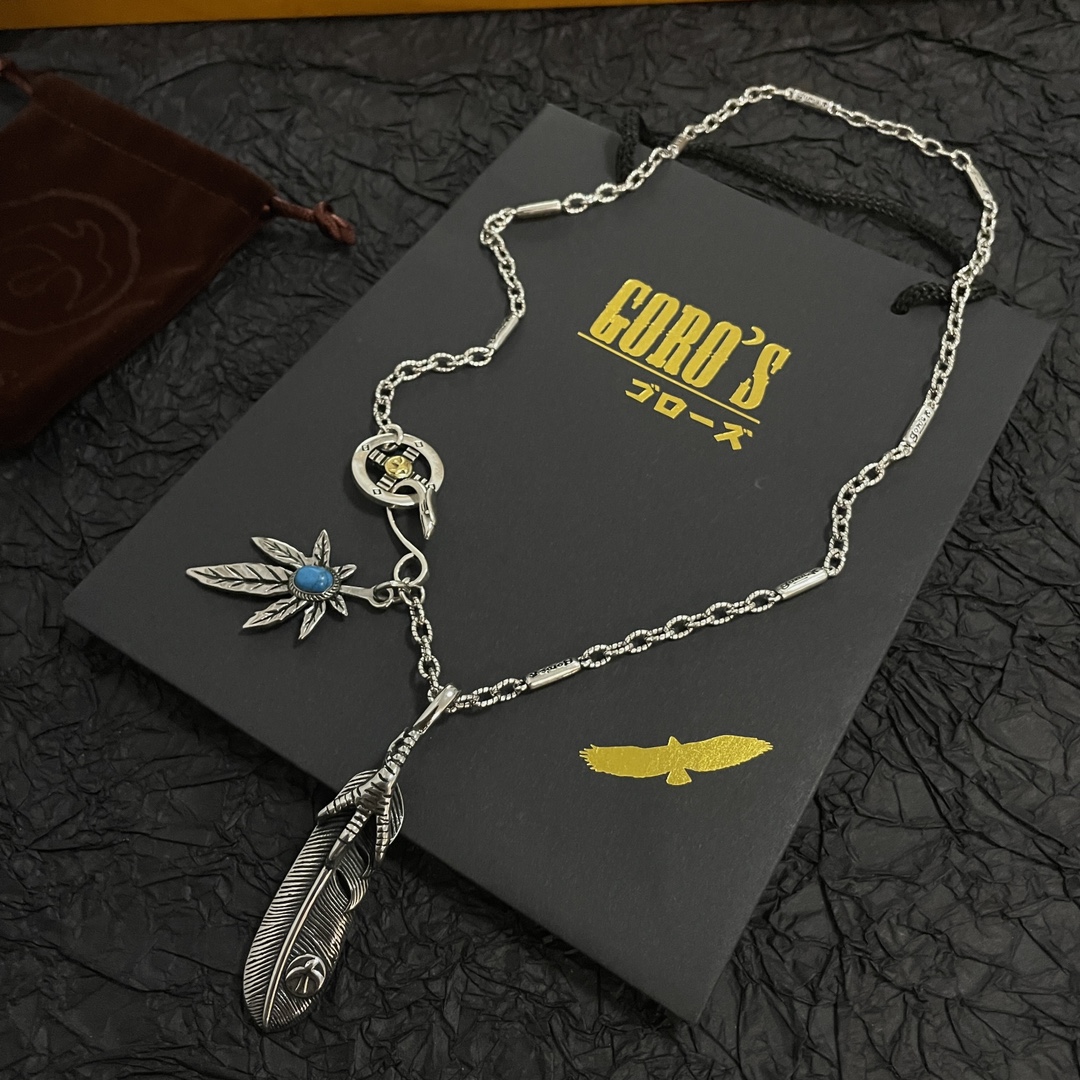 💰150    【新品上架】Goro’s高桥吾郎 羽毛吊坠 经典高桥项链  顶级版本 认准独家拍摄 主攻高端市场 绝对区别普通版本!图片产品细节与ZP一致!原版制作工艺 精工品质 纯手工打造 ~正品开模💝潮流时尚必备 男女均可佩戴 情侣款同款 摇滚朋克泰银风格 复古元素 潮流百搭 官网同款❤️
