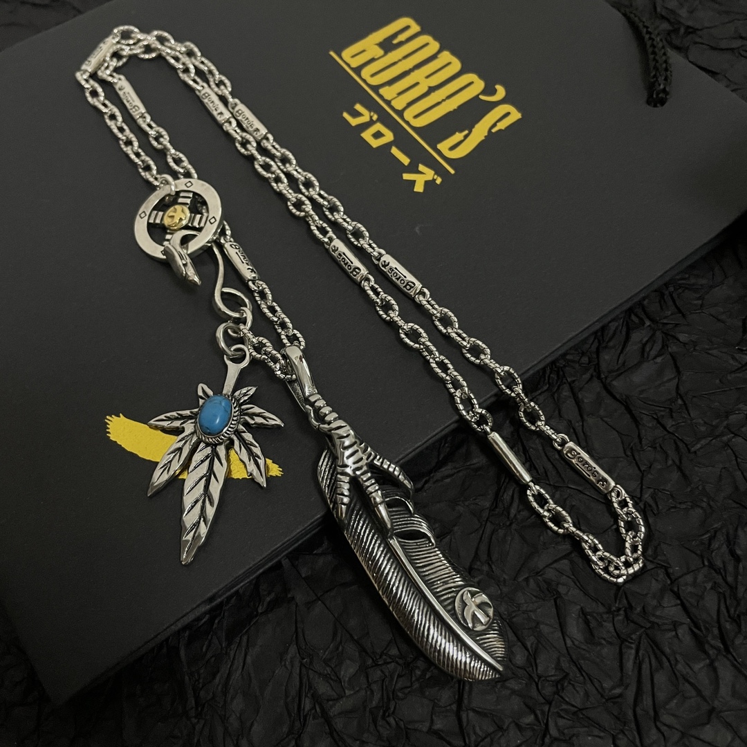 💰150    【新品上架】Goro’s高桥吾郎 羽毛吊坠 经典高桥项链  顶级版本 认准独家拍摄 主攻高端市场 绝对区别普通版本!图片产品细节与ZP一致!原版制作工艺 精工品质 纯手工打造 ~正品开模💝潮流时尚必备 男女均可佩戴 情侣款同款 摇滚朋克泰银风格 复古元素 潮流百搭 官网同款❤️