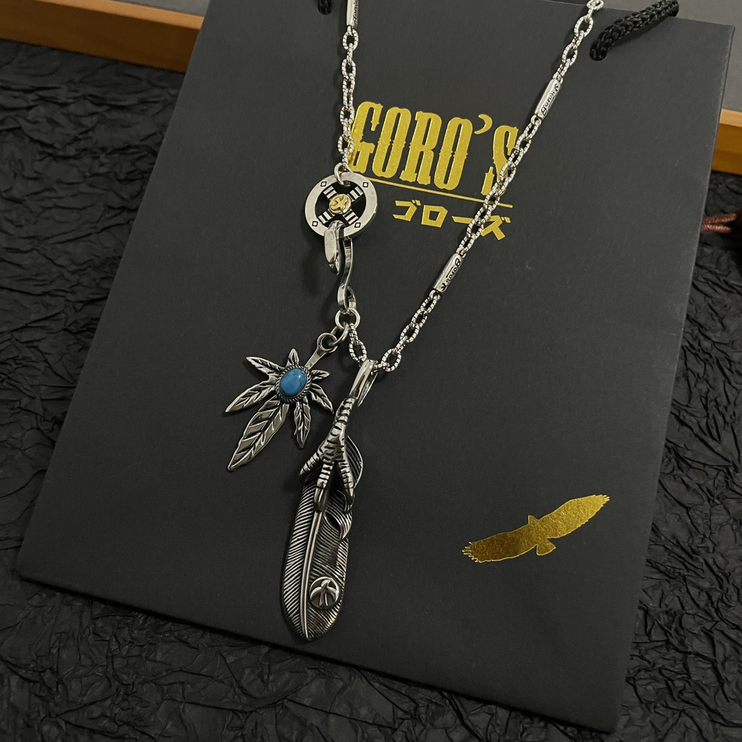 💰150    【新品上架】Goro’s高桥吾郎 羽毛吊坠 经典高桥项链  顶级版本 认准独家拍摄 主攻高端市场 绝对区别普通版本!图片产品细节与ZP一致!原版制作工艺 精工品质 纯手工打造 ~正品开模💝潮流时尚必备 男女均可佩戴 情侣款同款 摇滚朋克泰银风格 复古元素 潮流百搭 官网同款❤️