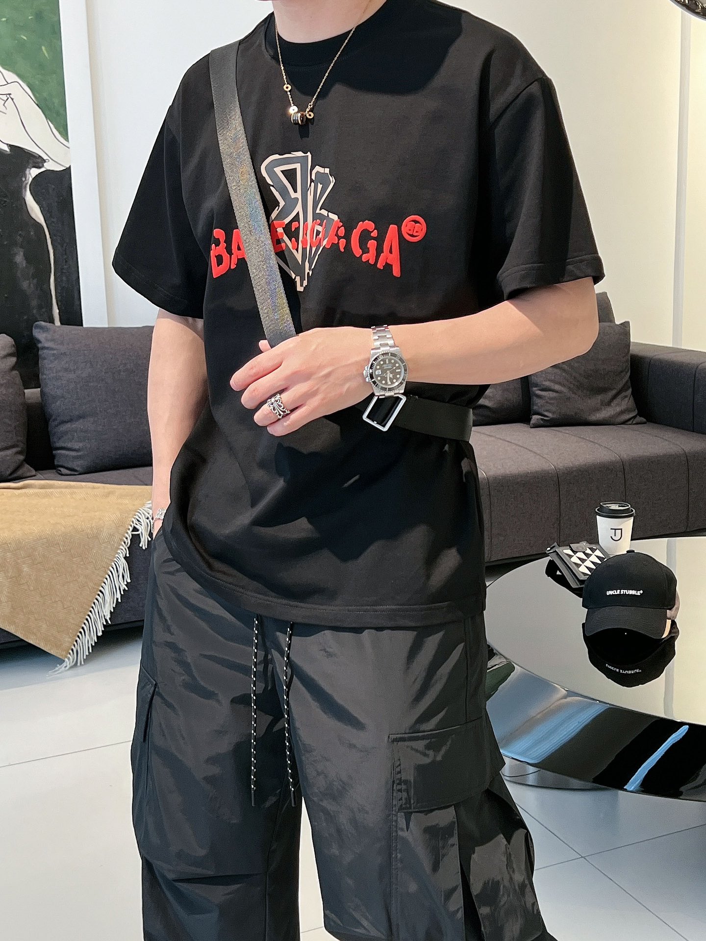 Balenciag*巴黎家2024SS新款短袖圆领T恤高端订制设计前卫时尚！经典双B标志设计潮流且前卫高