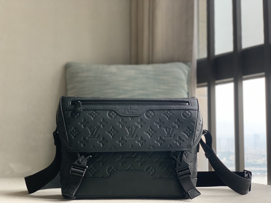 루이비통(CD) M25121 가방 Louis Vuitton Bag