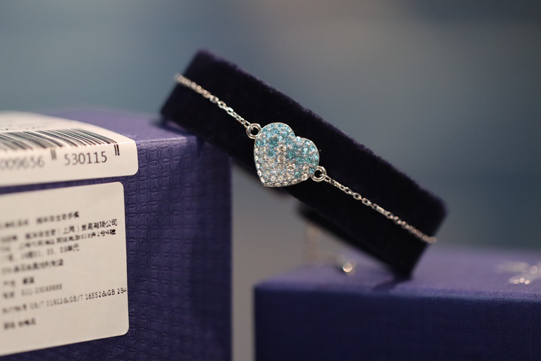 Fendi Haute Couture Haute Couture Fine Jewelry Necklace Bracelet Ring 2