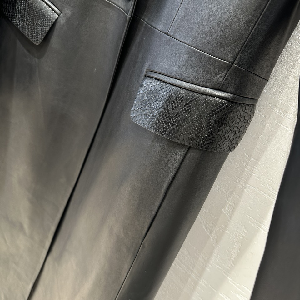 High-End Fend Suit: First-Hand, Top-Quality Lamb Skin, Stylish Collar, Perfect Details - 图片 4