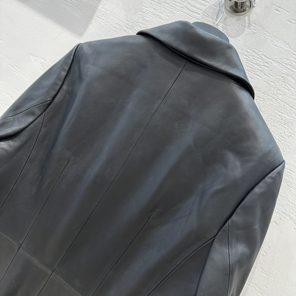 High-End Fend Suit: First-Hand, Top-Quality Lamb Skin, Stylish Collar, Perfect Details - 图片 7