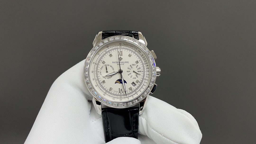 NO:150817,Patek Philippe Complex Function Timer Series is available for sale Patek Philippe Noble Artwork!  It is equipped with imported multi-function movement (0 rework) function (24 hours, week, star, month) and imported 316 stainless steel, using vacuum plating in 18k quality furnace!  Paired with calfskin imported from Italy!  Original folding buckle!  Size 42mm. Wear-resistant and scratch-resistant sapphire glass!  Super waterproof 50 meters!  Simple but not simple!  You can never own a Patek Philippe, you are just keeping it for your descendants. (Prudent promise. The product has better luster and exquisite texture. The dial is lifelike. The shell cover technology is all master-level light body test. Plus the high-tech forging of machines in the new era. It is shocking and noble. You deserve it. Patek philippe, cowhide.19860909百达翡丽复杂功能计时系列上市 PatekPhilippe 贵族的艺术品！搭配进口多功能机芯（0返修）功能（24小时,星期,星辰,月份）进口316精钢,采用18k品质炉内真空电镀！搭配意大利进口小牛皮！原装折叠扣！尺寸42mm.耐磨防刮蓝宝石玻璃！超强防水50米！简约而不简单！你永远无法拥有一块百达翡丽,你只是在替你的后代保管他. ( 慎重承诺 产品实物光泽手感更佳精湛 字盘刻度栩栩如生 壳套工艺都是宗师级别轻身检验 加上新时代机器高技锻造 上手震撼尊贵非凡.你值得拥有,,patek philippe,cowhide,Watch