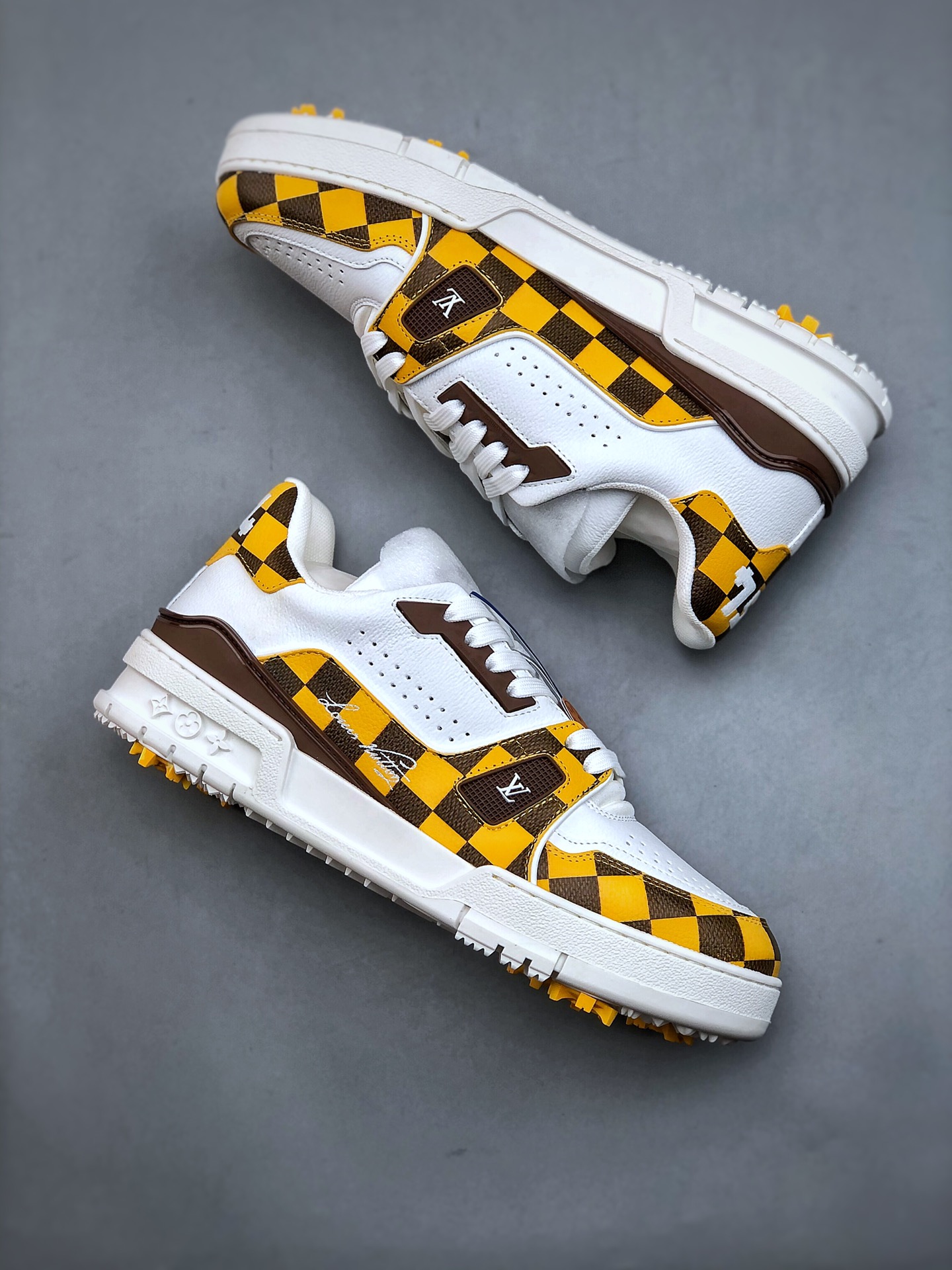 LV-路易-威登trainer 2024走秀最新款 9