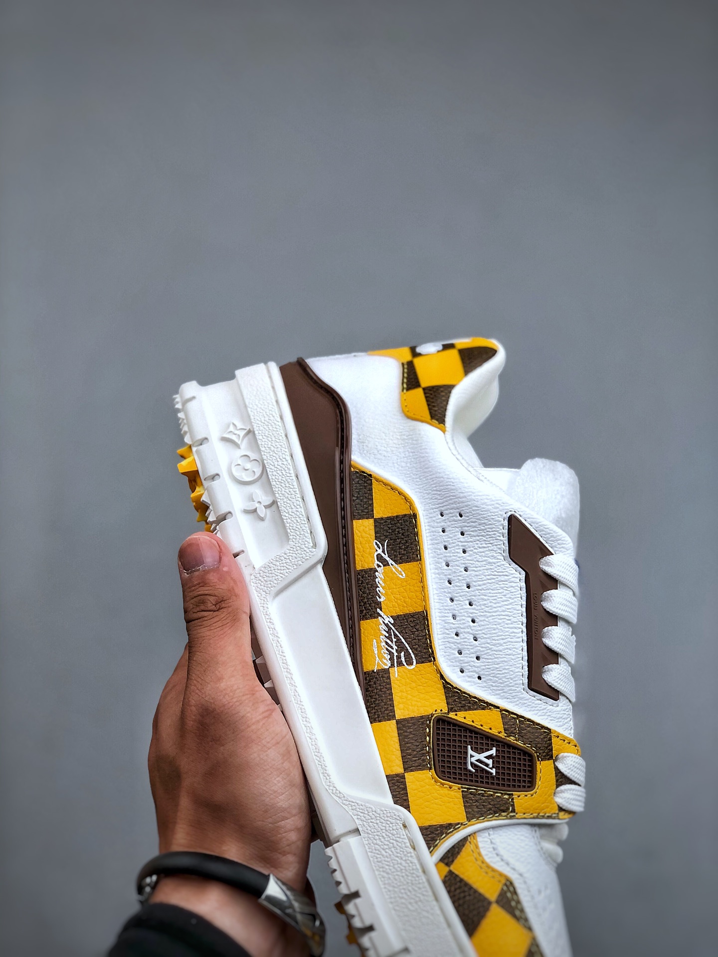 LV-路易-威登trainer 2024走秀最新款 6