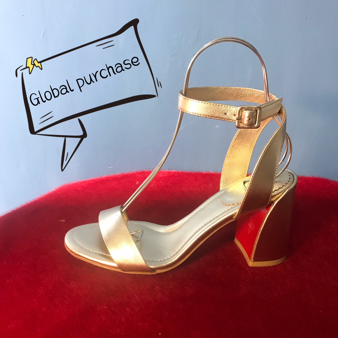 NO:100138,High-end custom sandal classic series! H8.5Cm, size 34-42. Customized non-return or exchange official website synchronization. L39151 light gold cowhide, light gold sheepskin, car footrest. Standard European code Reference:L39151 Color:gold/gold Material:cowhaid Lining:goat leather Heel height:8.5Cm Sole:leather sole Size:EU 34-42 (US 4-11):,,christian louboutin,sandals,cowhide,sheepskin19860909高端订制 凉鞋精典款系列！ H8.5Cm,尺码34-42码.订制不退不换官网同步.L39151淺金牛皮,浅金羊皮里,车垫脚. 标准欧码 Reference:L39151 Color:gold/gold Material:cowhaid Lining:goat leather Heel heigh:8.5Cm Sole:leather sole Size:EU 34－42（US 4一11) :,,christian louboutin,sandals,cowhide,sheepskin,Women's Shoes