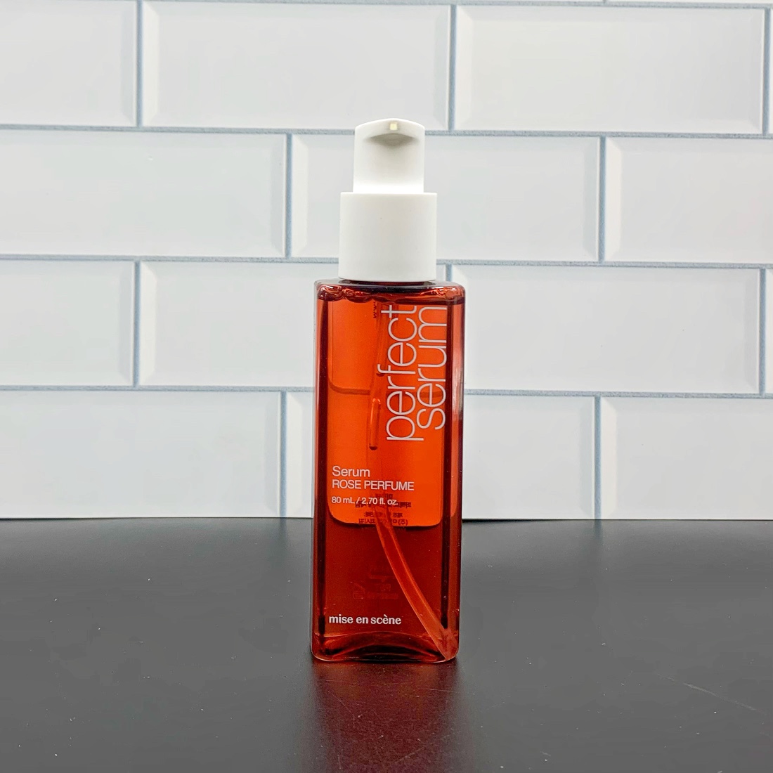 专/35💰
低价跑量款✔️爱茉莉护发精油80ml！色号：1#橙色，5#棕色。