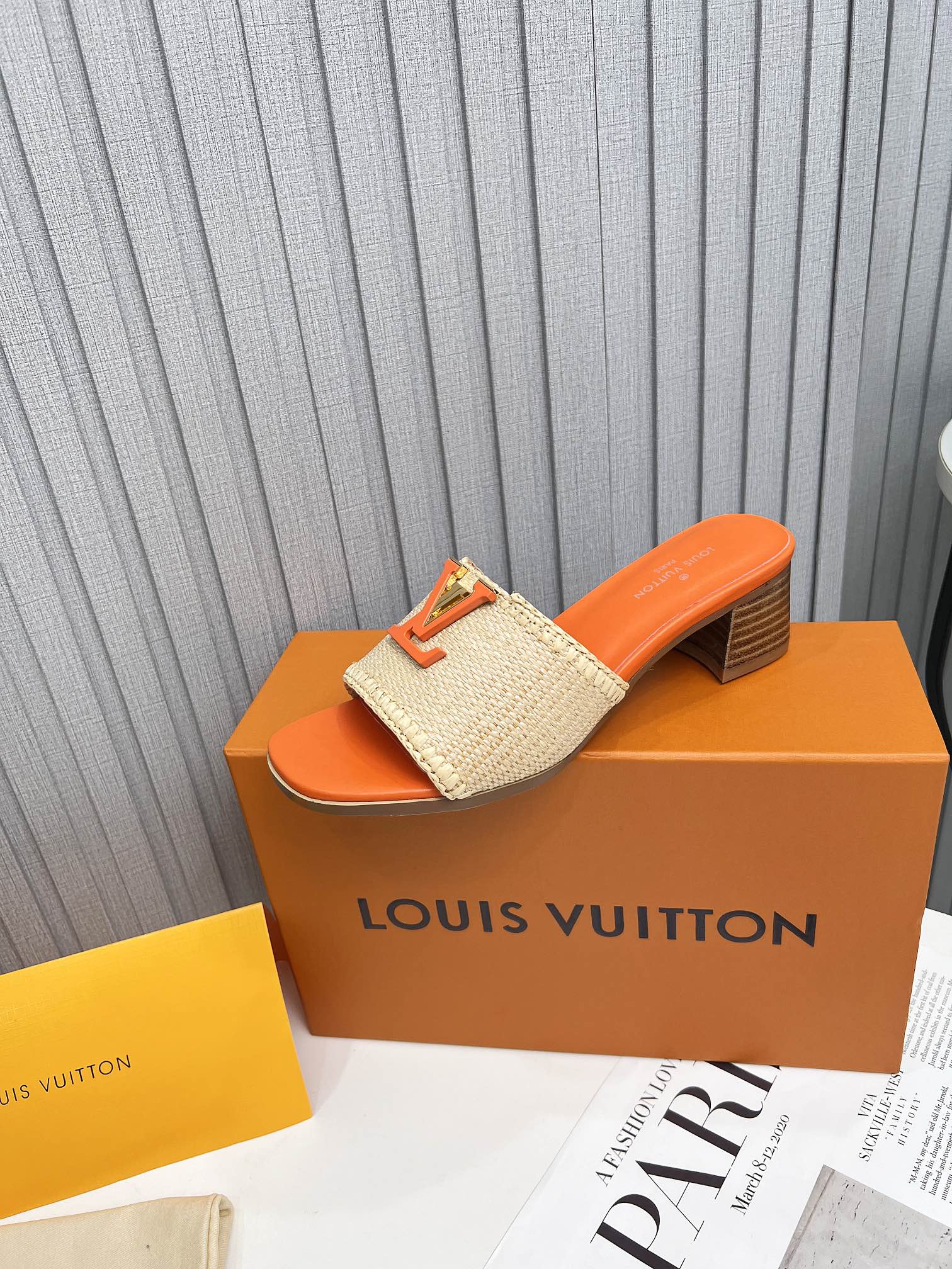 Louis Vuitton Schoenen Pantoffels Weven Vrouwen Echt leer Raffia Rubber