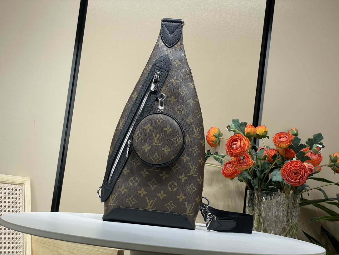 Louis Vuitton Taschen Umhängetaschen  & Schultertaschen Schwarz Spleißen Monogram Canvas Leinwand Rindsleder m30936