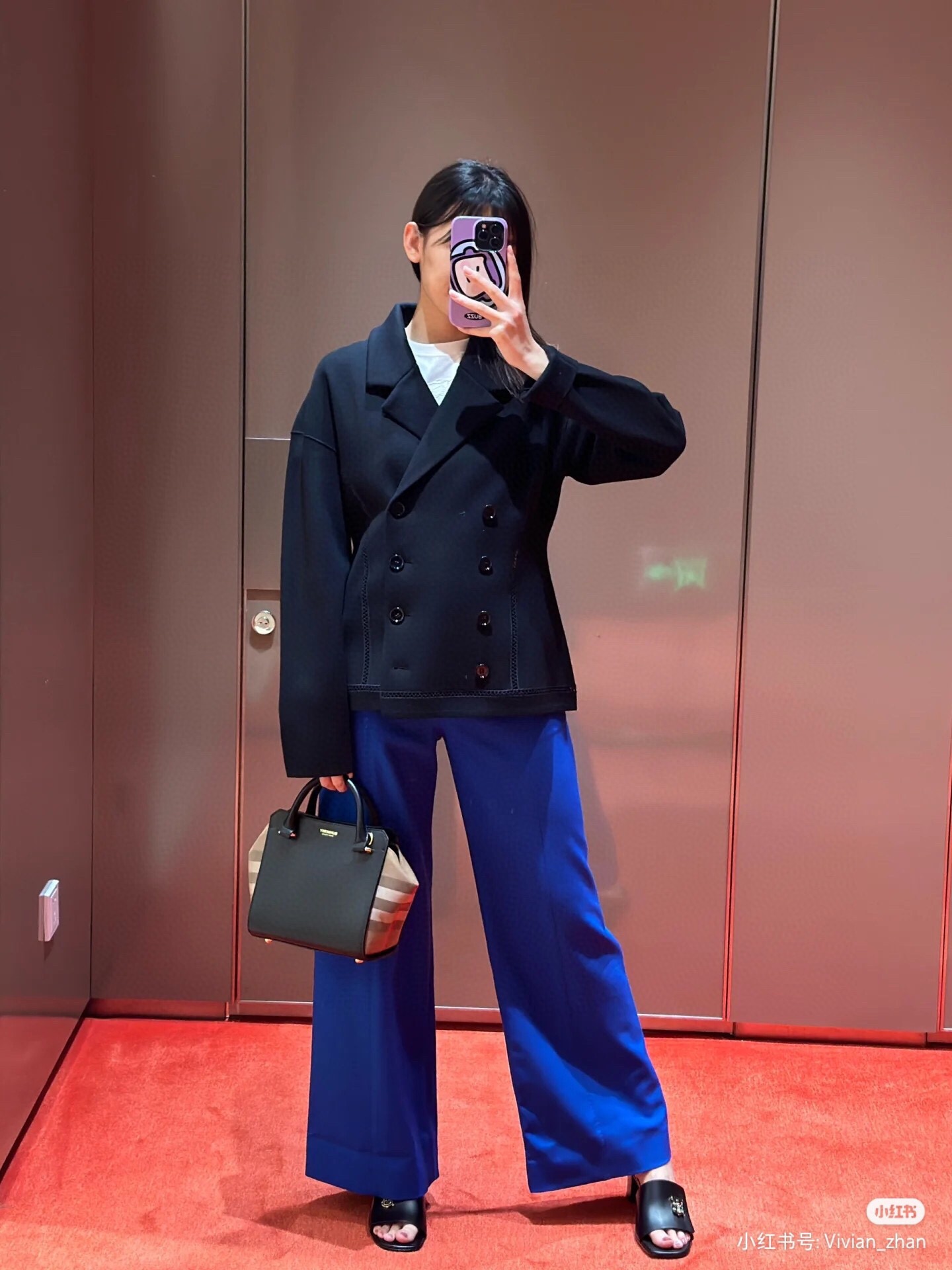 Burberry . Family Bs senior class is more than 10,000 yuan