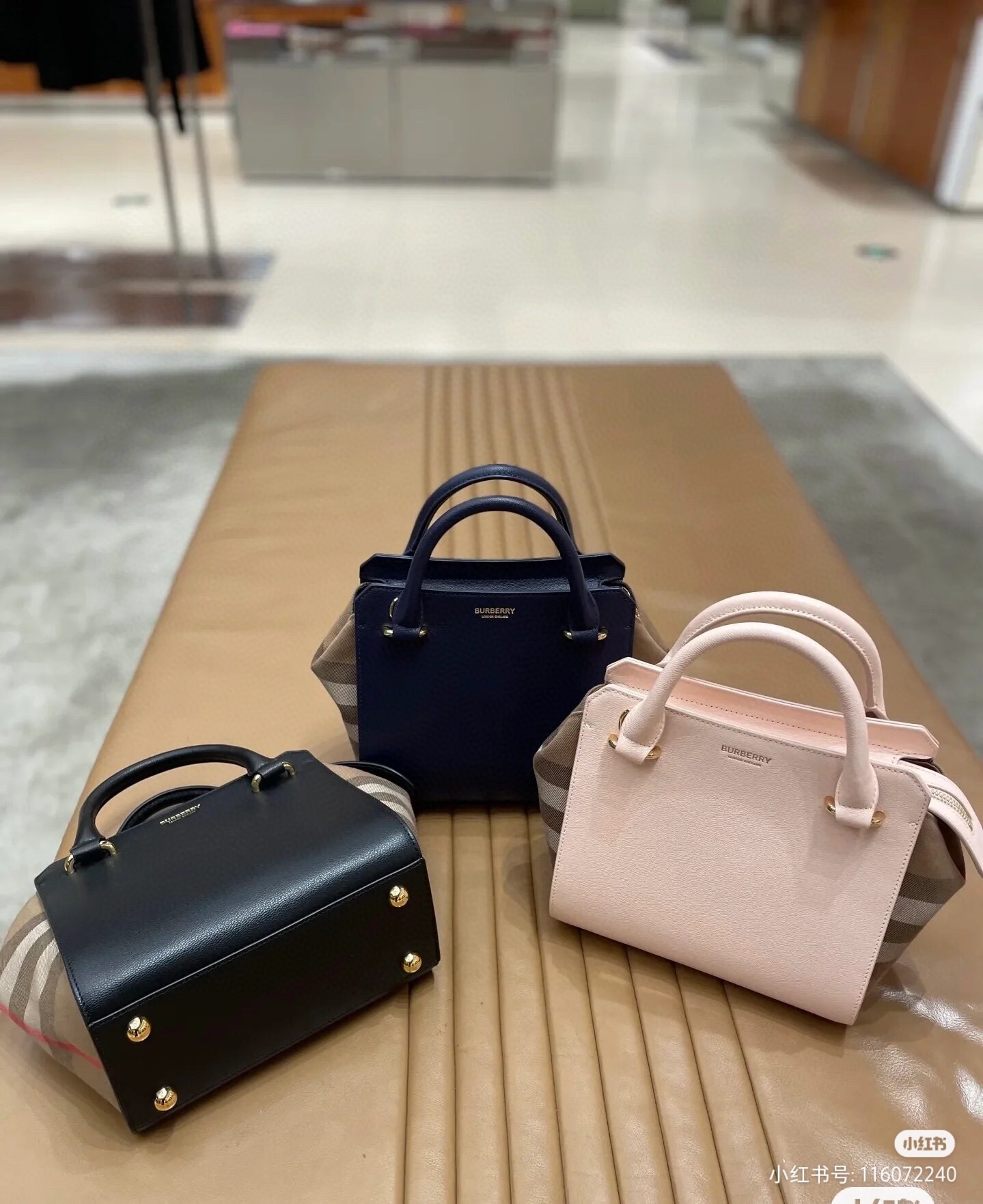 Burberry . Family Bs senior class is more than 10,000 yuan