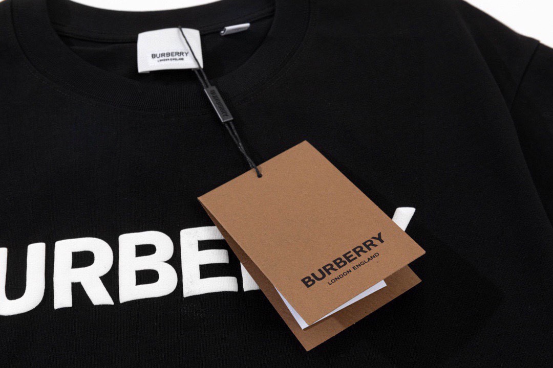 巴宝莉/Burberry 夏季新款高端品质 经典字母发泡印花休闲情侣圆领短袖T恤