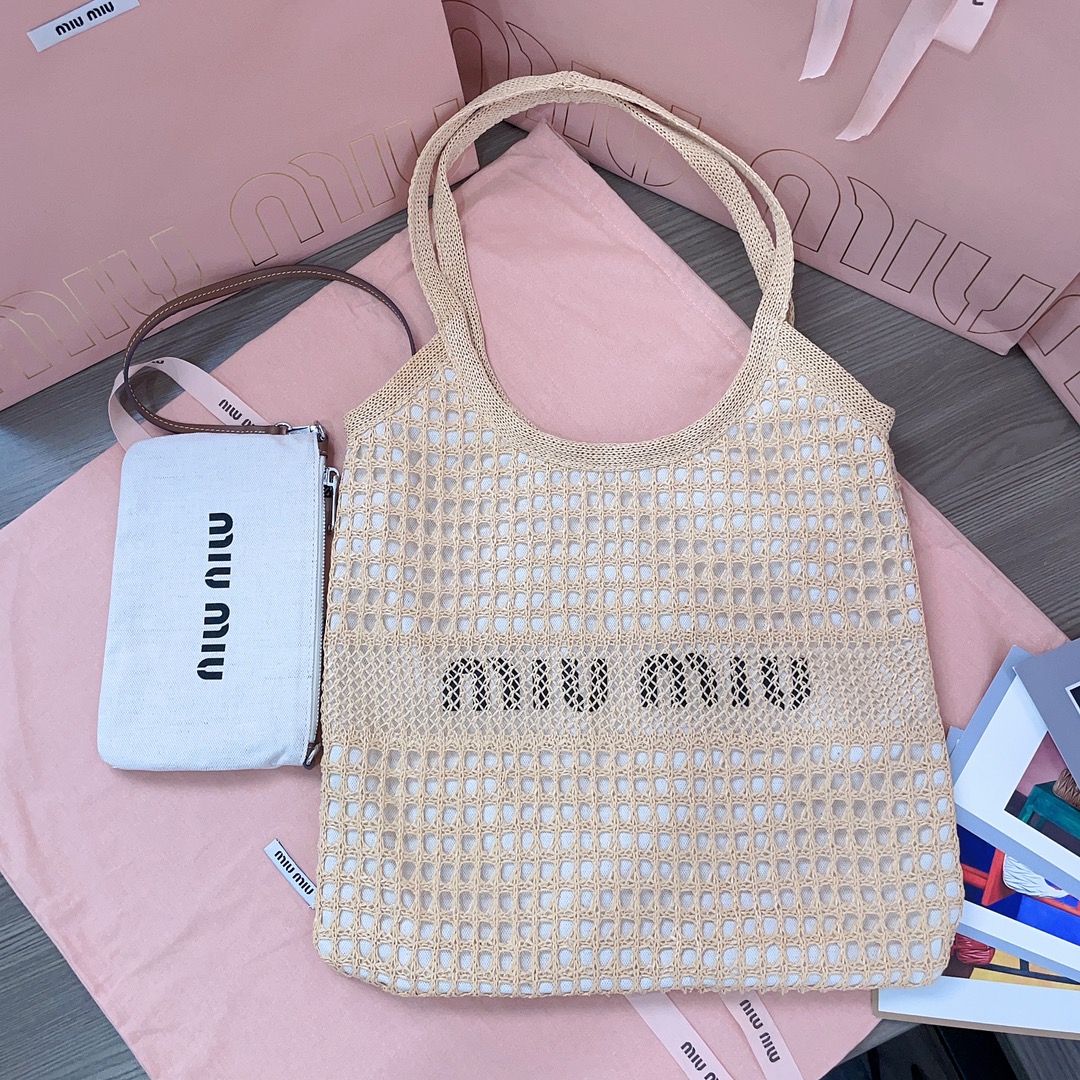 MiuMiu En línea
 Bolsos de Tote 2024 réplica de ventas baratas al por mayor en Lona Tejido paja Colección verano Playa