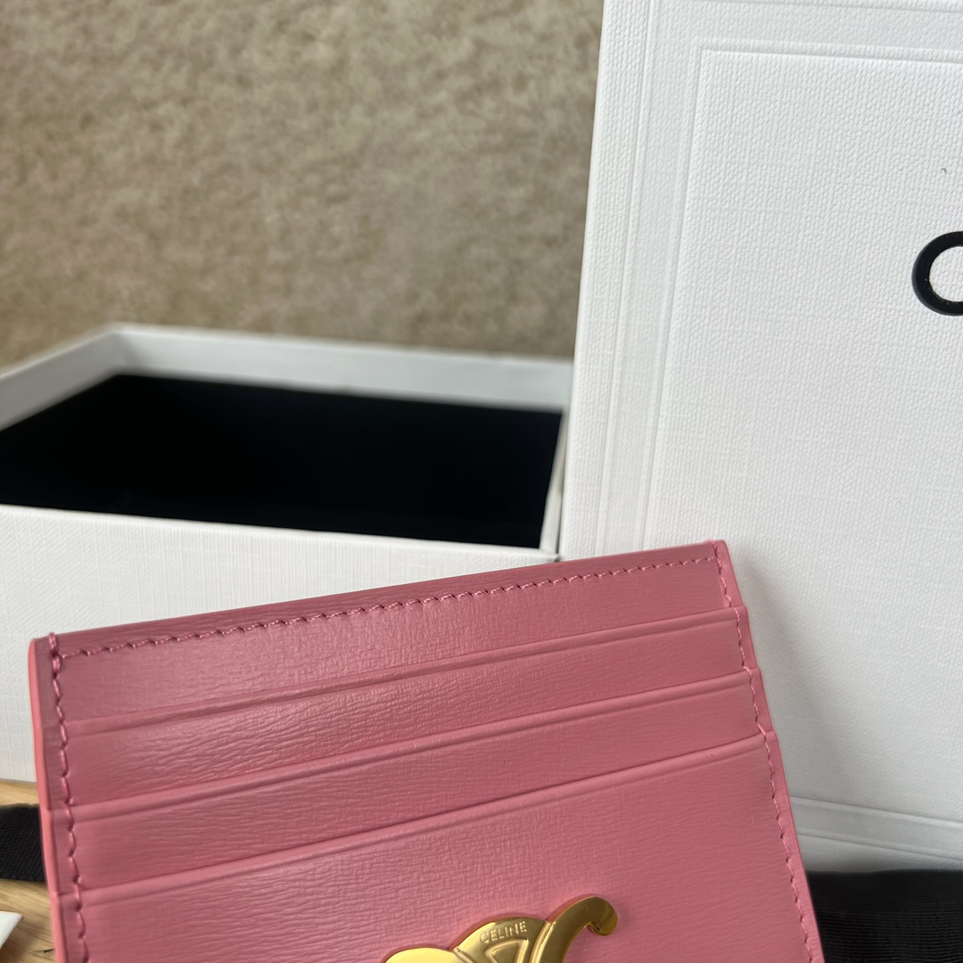 TRIOMPHE亮泽牛皮革卡包，10.5X7厘米，牛皮，衬里:牛皮革/织物金色饰面6个卡槽，1个扁平口袋