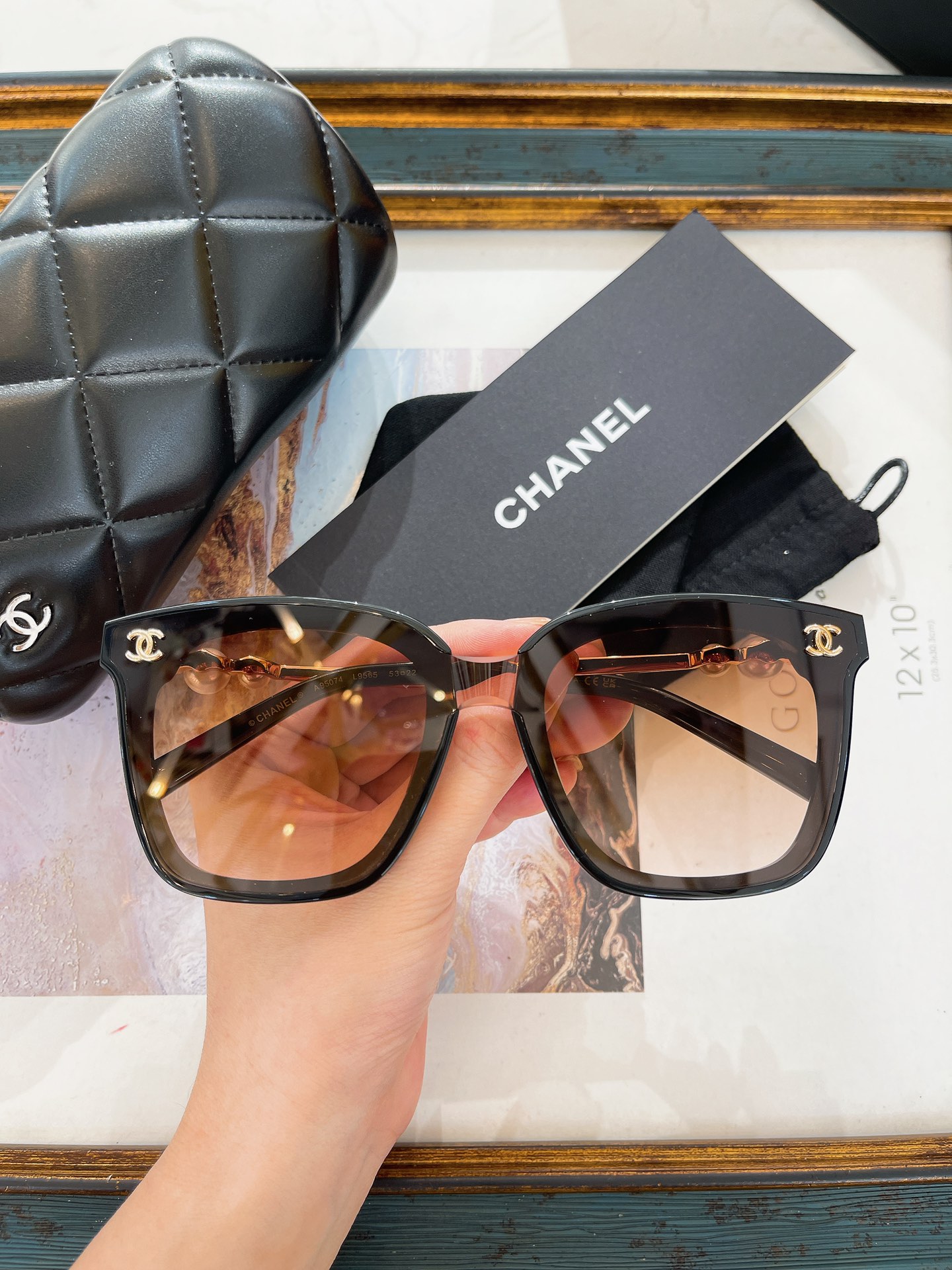 Chanel 香奈儿墨镜