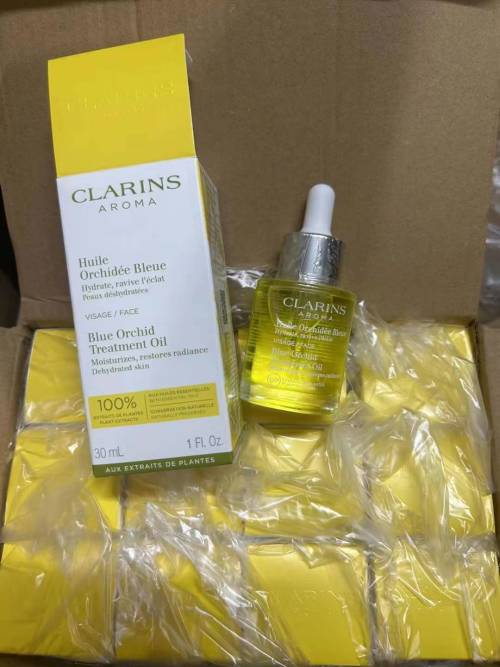 Clarins Blue Orchid Face Treatment Oil - Hydrating & Radiance Boosting, 30ml 1 Clarins Blue Orchid Face Treatment Oil - Hydrating & Radiance Boosting, 30ml