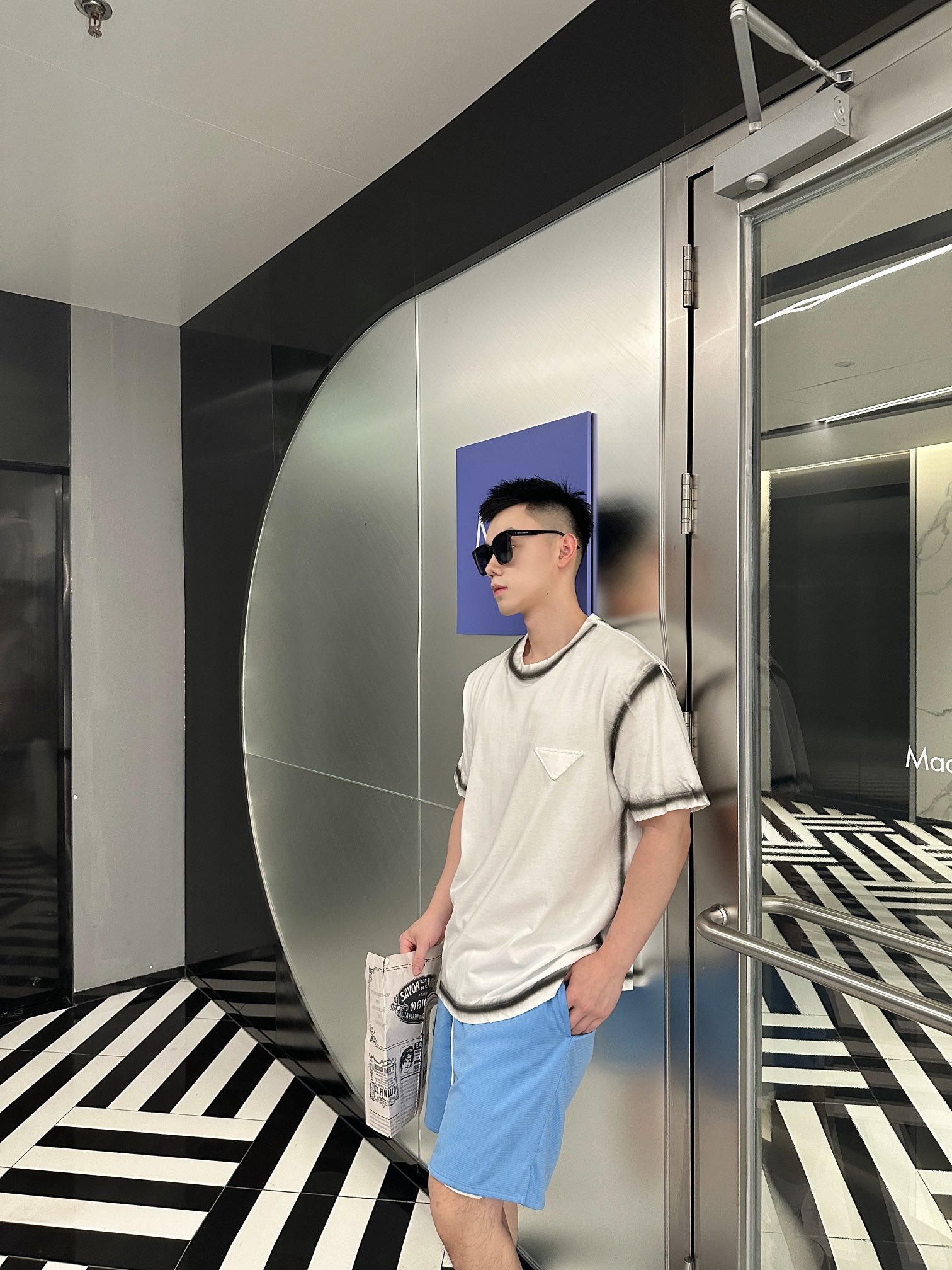 Prada/普拉达 水洗贴布三角标短袖T恤 上身效果#