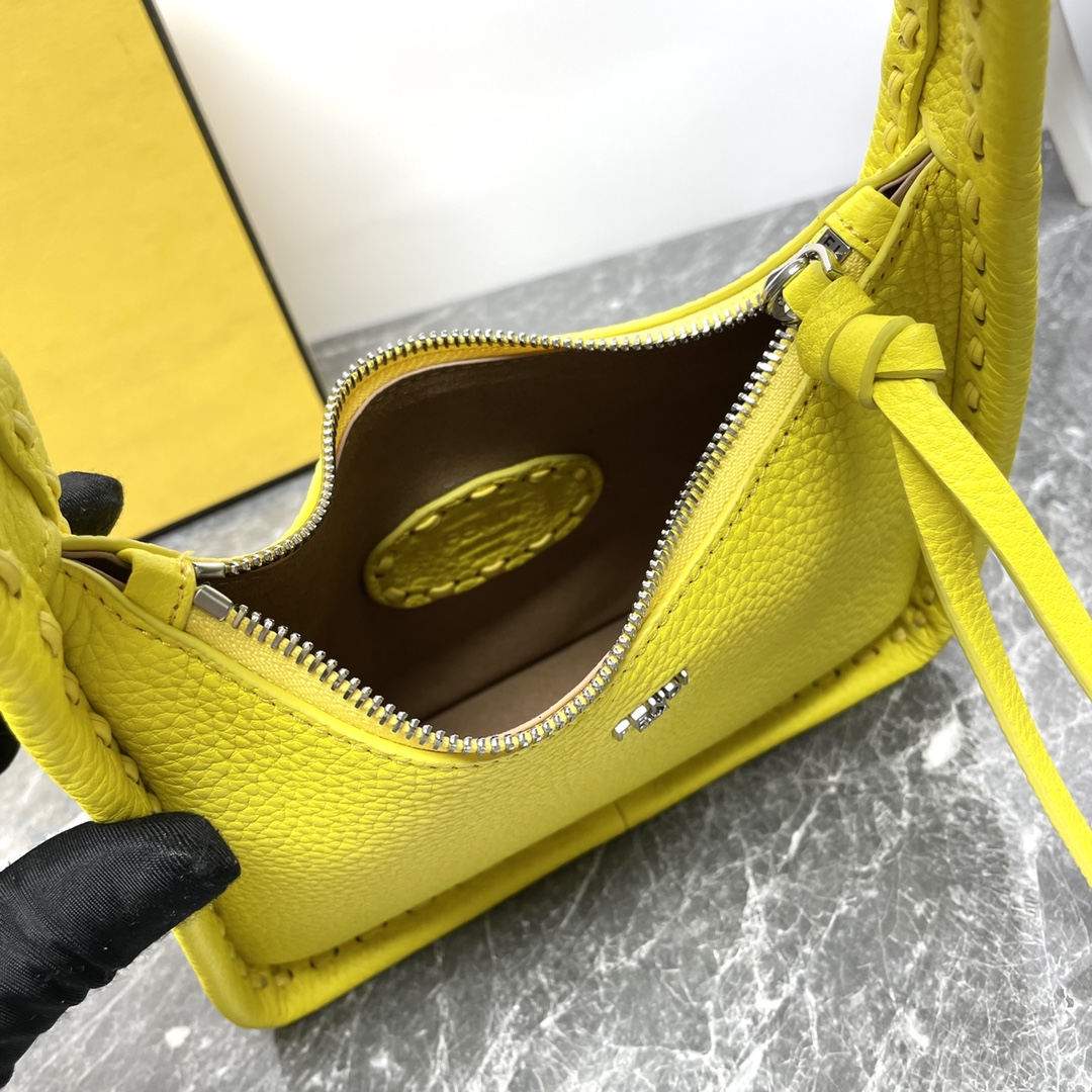 Fendi väska Premium — photo 9