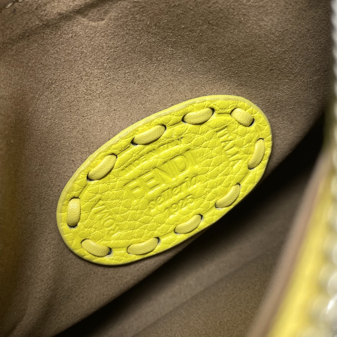 Fendi väska Premium — photo 8