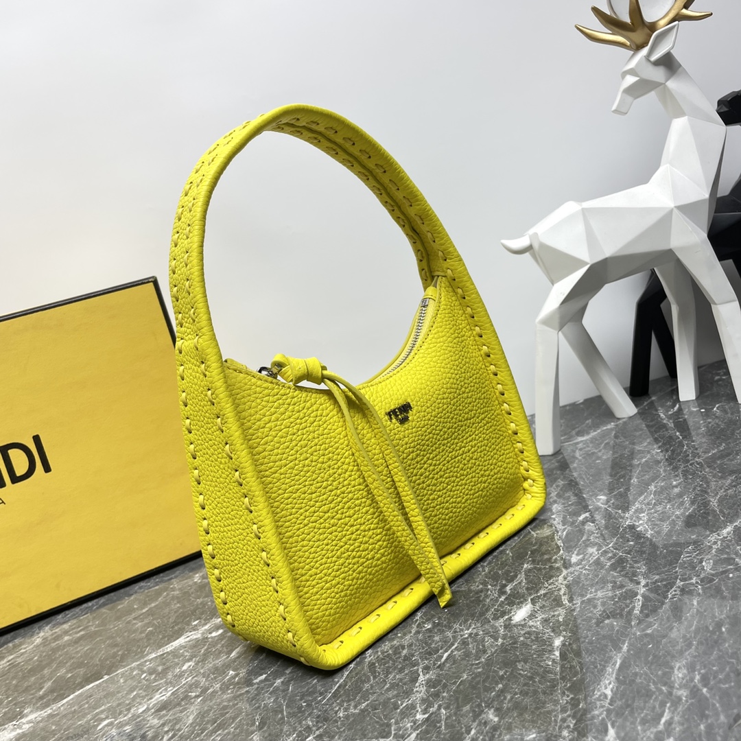 Fendi väska Premium — photo 3