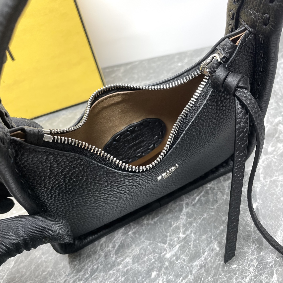 Bolsa Fendi Premium — photo 9