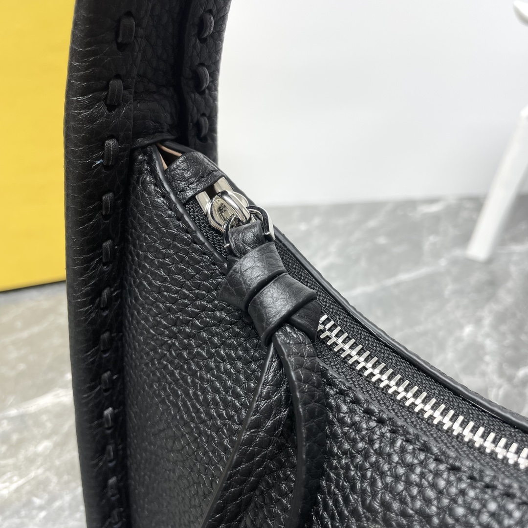 Bolsa Fendi Premium — photo 7