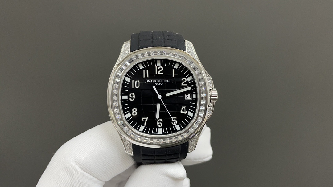 NO:152088,The new version of the full T-diamond grenade, Patek Philippe top high-end brand watch, the top new craftsmanship hand-made diamond inlay, size universal for men and women, family grenade watch!  Never be tired of watching Bedar. Grenade