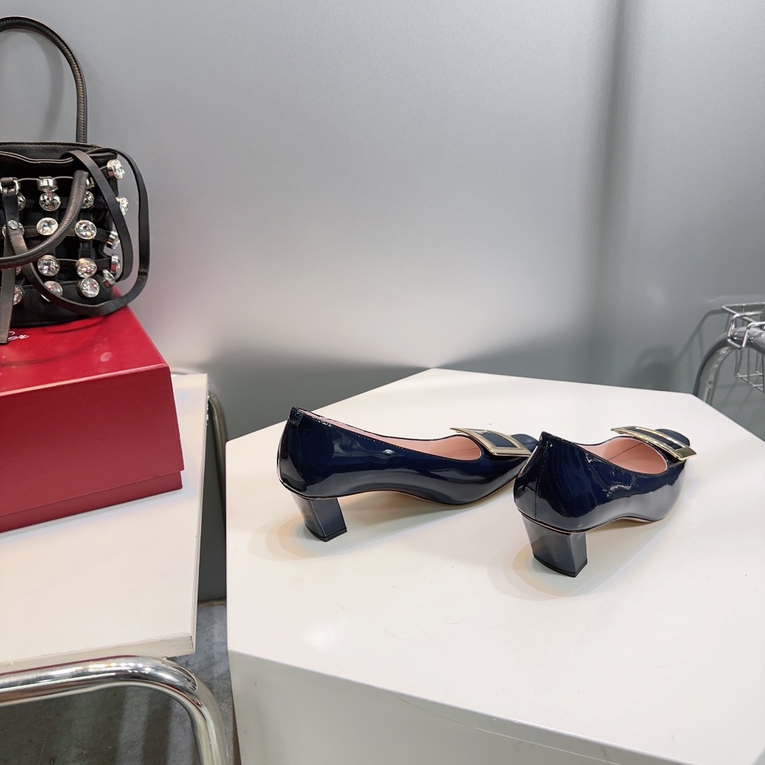 [Roger Vivier Women