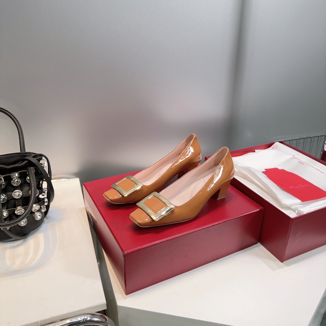 [Roger Vivier Women