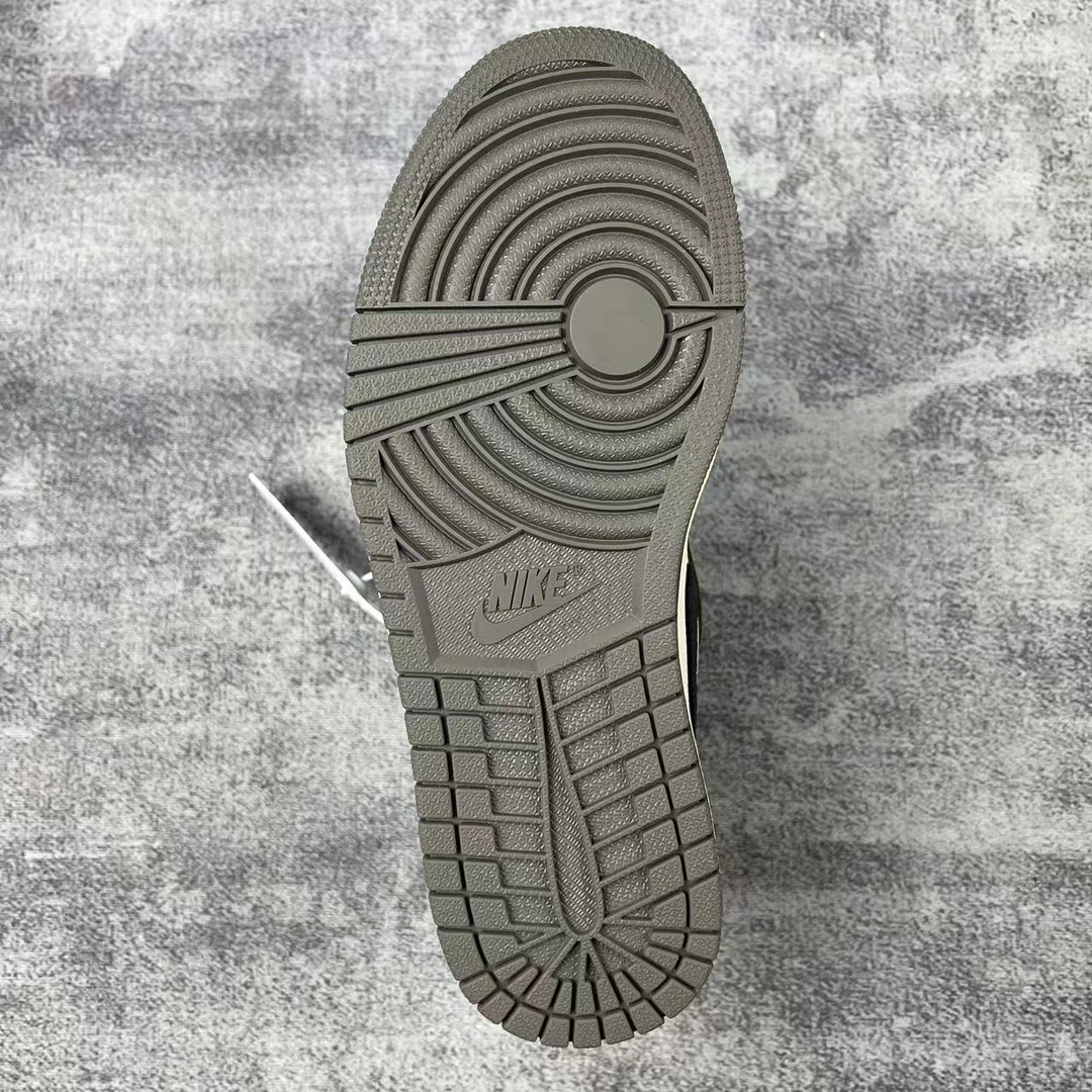Air Jordan AJ1 Retro High Air Jordan AJ1 Retro High