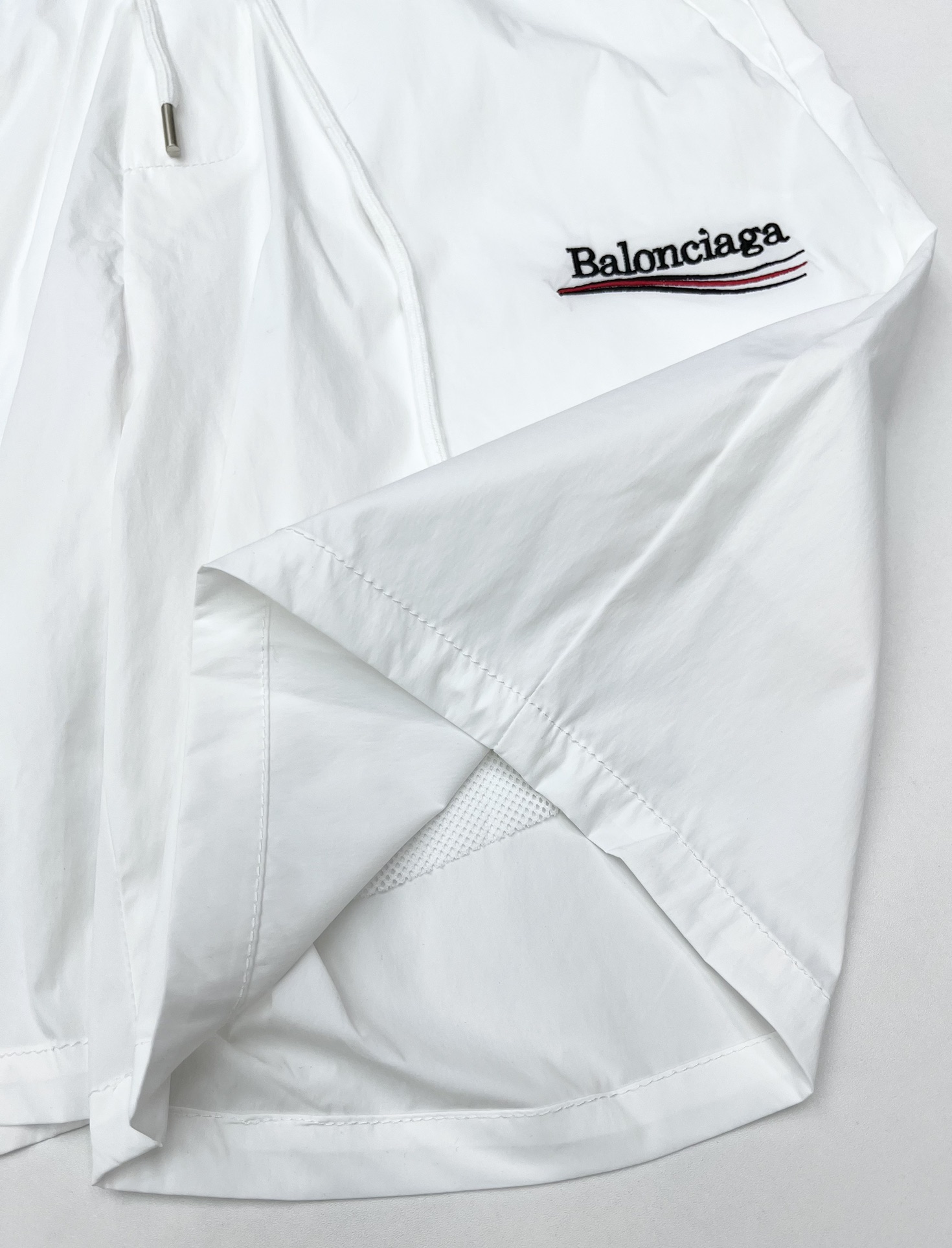 Balenciaga*2024夏季新款短裤定制速干面料质感软糯顺滑面料舒服透气上身又轻便内里有内衬防静电