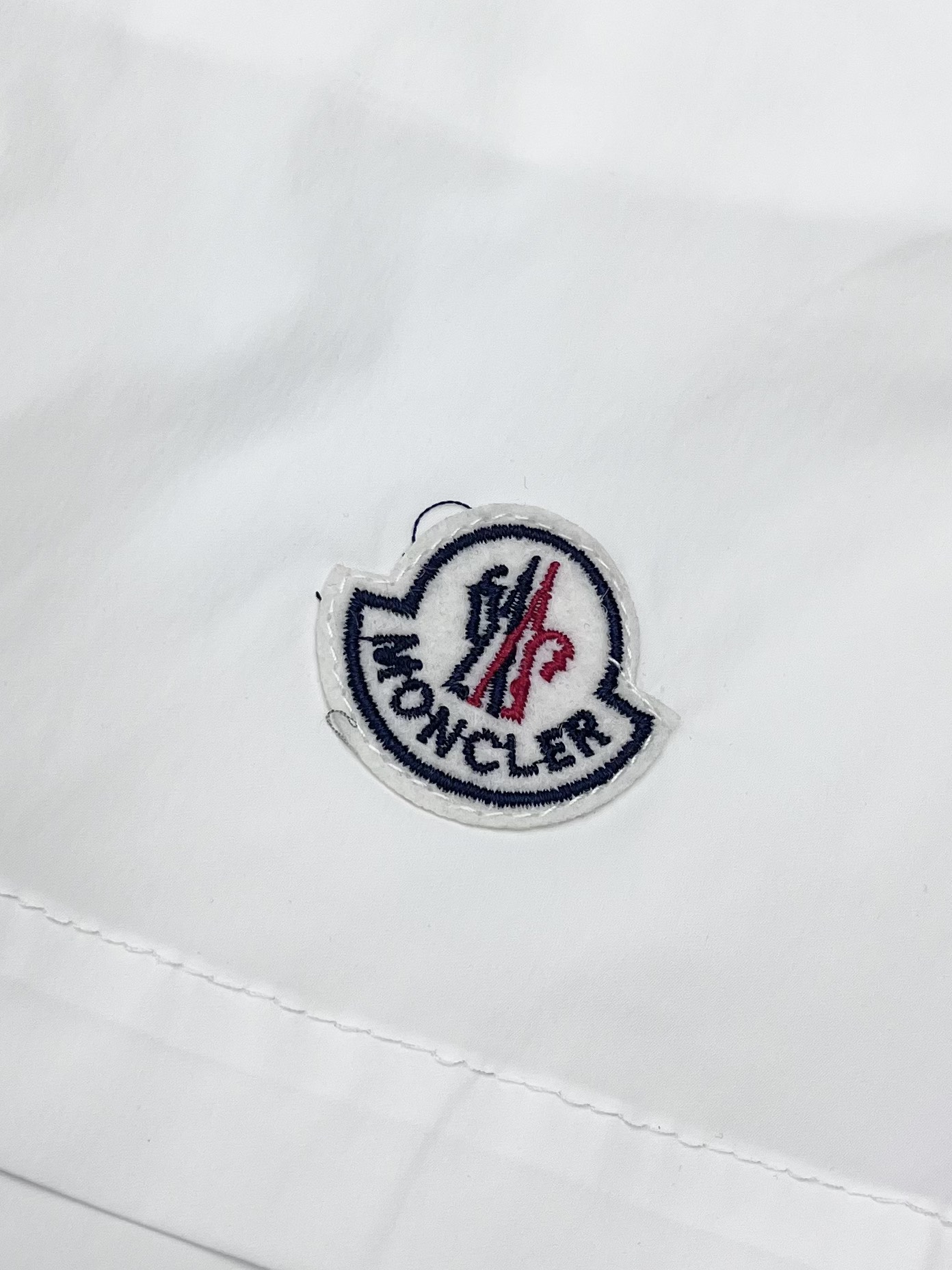 Moncler*2024夏季新款短裤定制速干面料质感软糯顺滑面料舒服透气上身又轻便内里有内衬防静电即使体