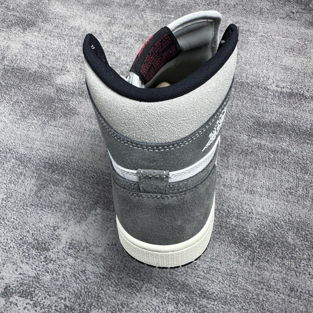 Air Jordan AJ1 Retro High Air Jordan AJ1 Retro High