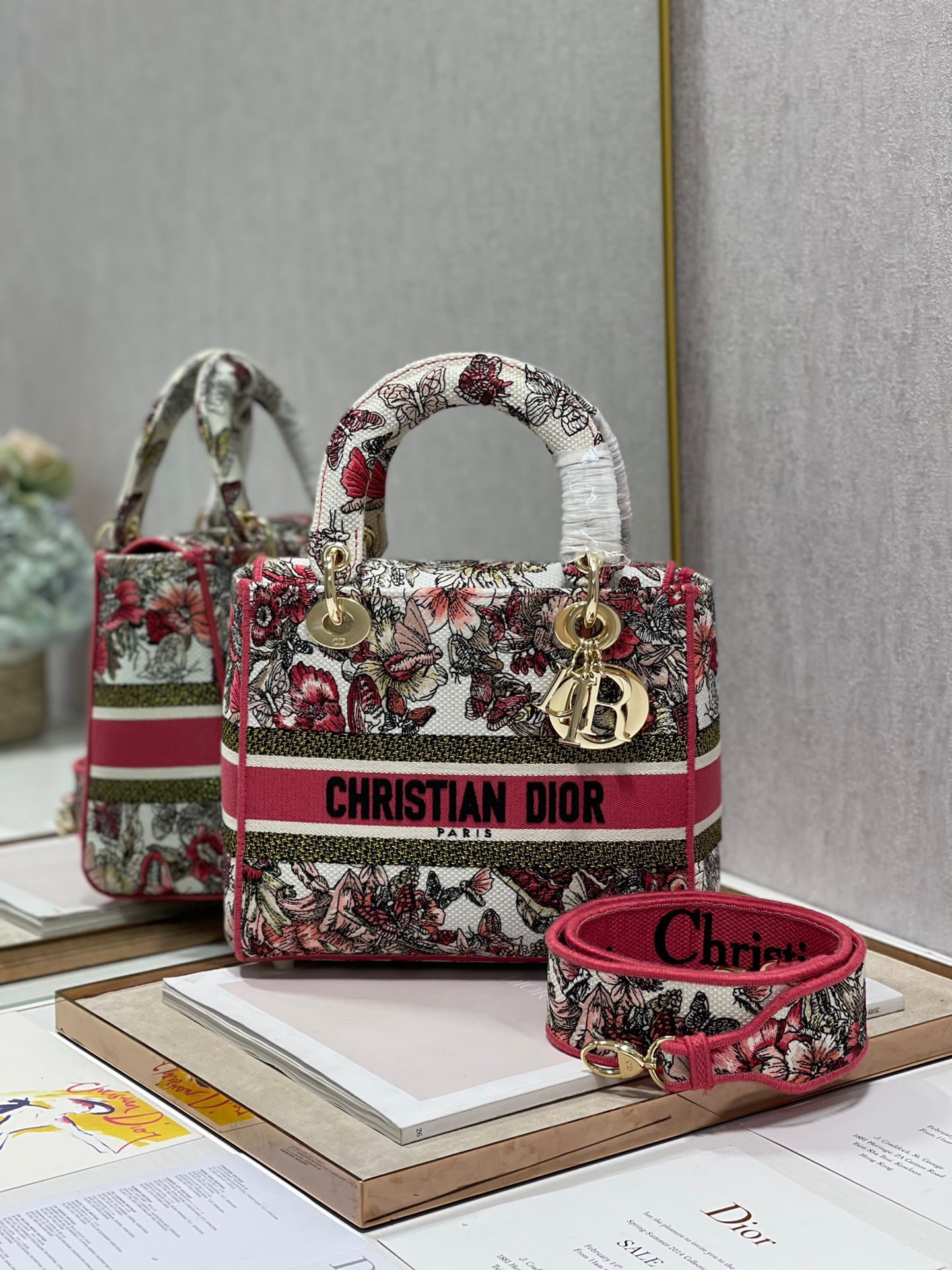 Dior Lady Taschen Handtaschen Umhängetaschen  & Schultertaschen Kaufen Sie die beste hochwertige Qualität
 Stickerei Fashion