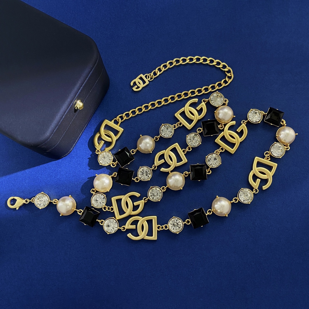 “D&G Dougabana Euros Retrospect Long Money Chain Necklace – Brass Material” - 图片 3