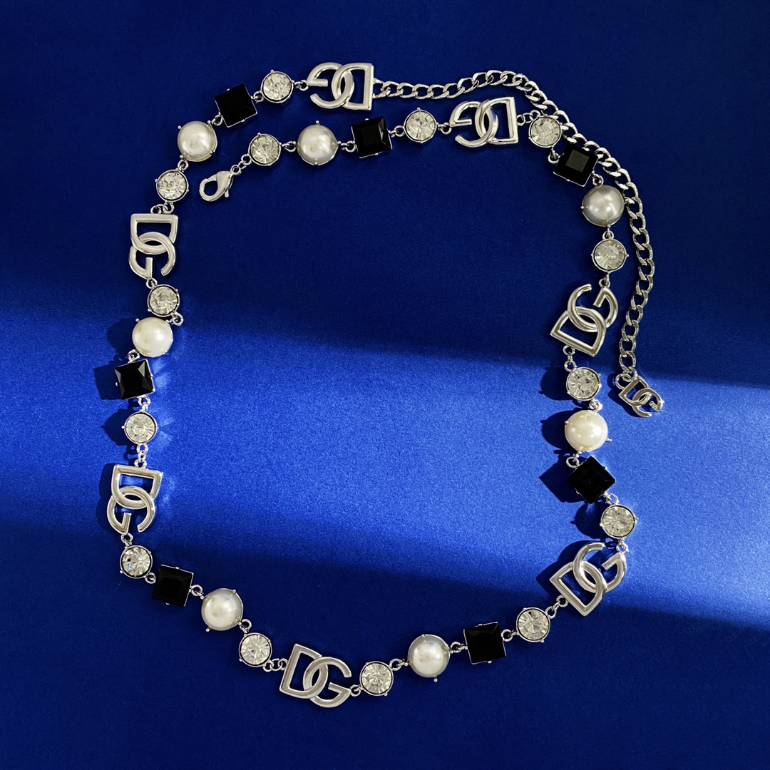 “D&G Dougabana Euros Retrospect Long Money Chain Necklace – Brass Material” - 图片 2