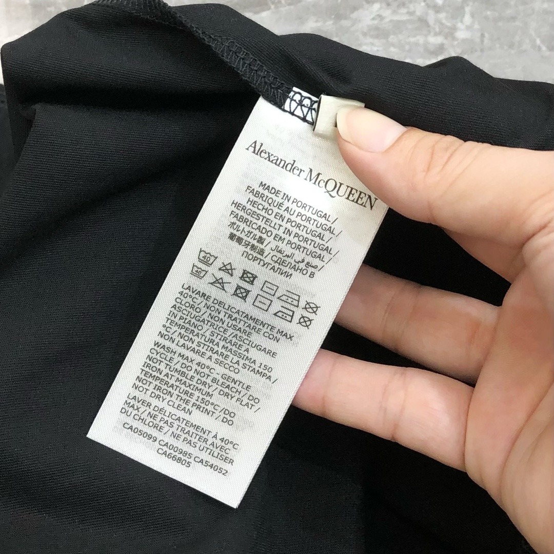  McQ*een 麦昆2025春夏新款原单男士圆领短袖T恤 🔥专柜同步售卖 ✨✨高端品质 高版本 OS版