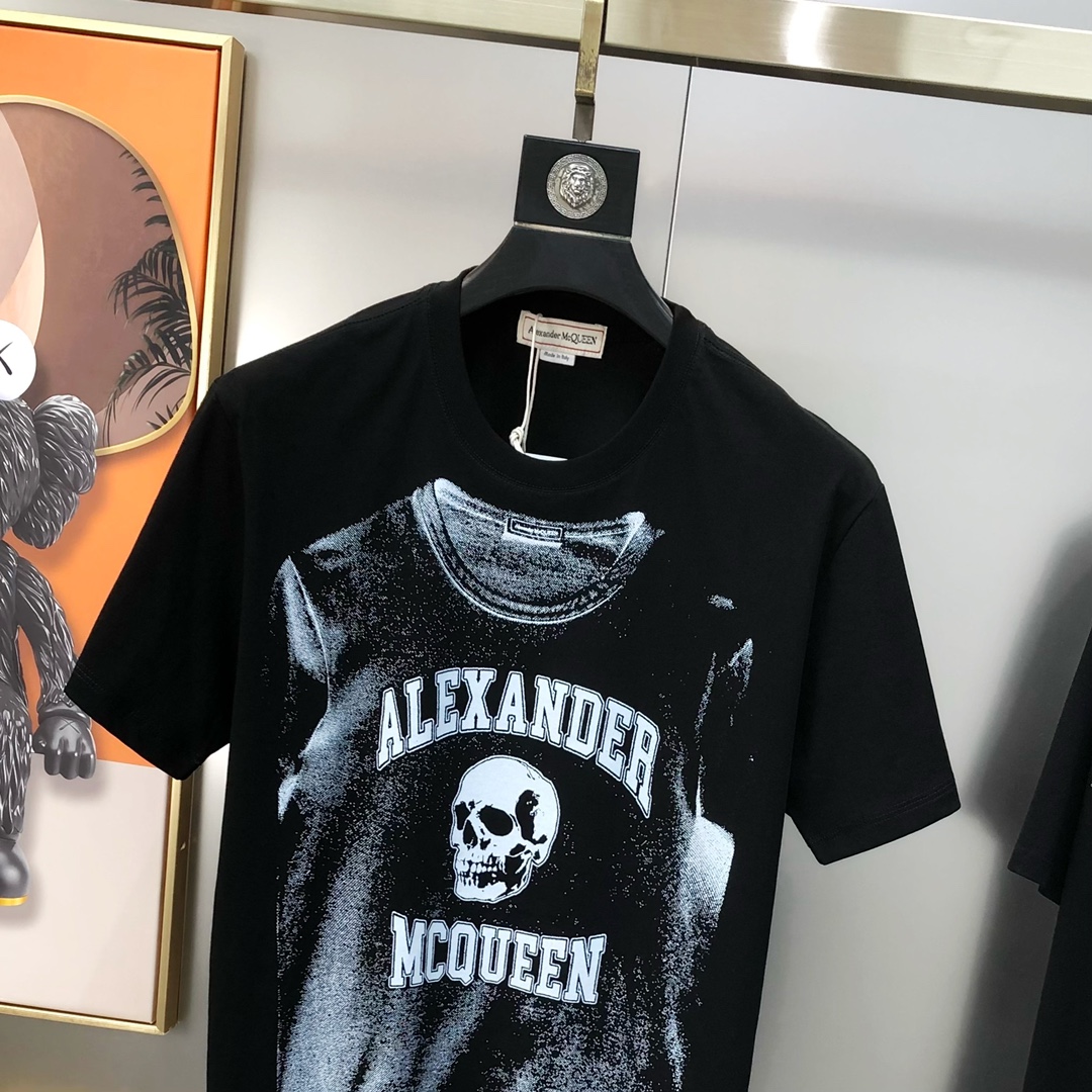  McQ*een 麦昆2025春夏新款原单男士圆领短袖T恤 🔥专柜同步售卖 ✨✨高端品质 高版本 OS版